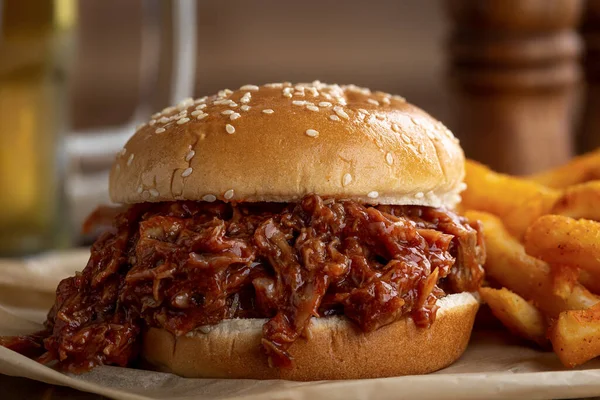 Barbecue Pulled Pork Sandwich Sesame Seed Bun French Fries — Stock Photo, Image