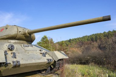 T-34 Sovyet tank dünya savaş II. Kapisova yakınındaki Dukla veya Svidnik, Slovakya
