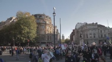 Halk Oylaması güzergahı ve 100.000'den fazla kişi Brexit'te Son Söz çağrısında bulunarak Londra'ya yürümeye hazırlanıyor - Bölüm 2