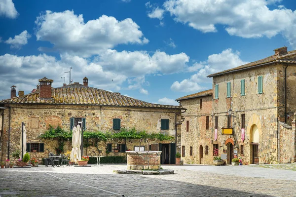 Tuscany Talyan Ortaçağ Şehirlerini Gezerek Monteriggioni Siena — Stok fotoğraf