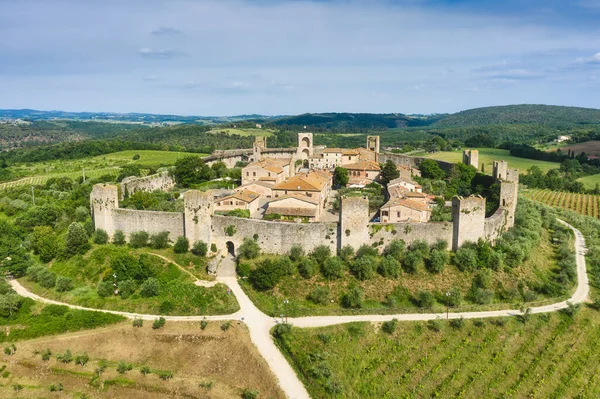 นทางรอบท สกาน และเม องย คกลางอ ตาล Monterigganie Siena — ภาพถ่ายสต็อก