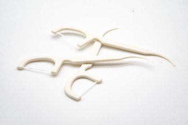 Resim ağız temizleme araçlarını gösterir