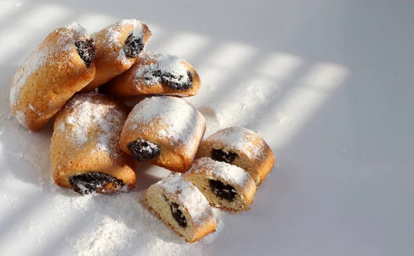 Poppy Seed Cookies Lie White Table Bright Sun Powdered Sugar — Stok fotoğraf