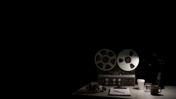 Vintage Open Reel Inch Tape Recorder Wiretap Surveillance — Stock video
