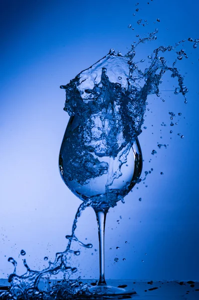Verre Boisson Vin Alcool Eau Bleu Verre Vin Isolé Vide — Photo