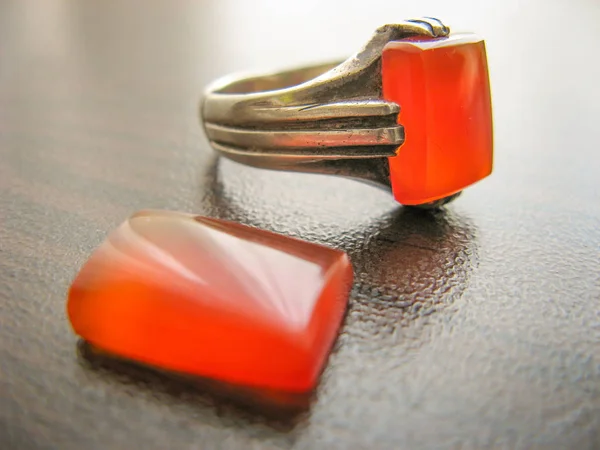 Yemen Red Akeek Agate Stone Yemeni Opal Red Ring Yemeni — Stock Photo, Image