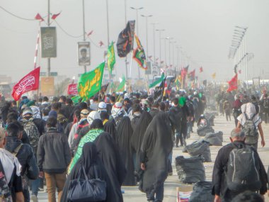Kerbela, Bağdat, Irak, 06 09 2019: Milyonlarca Şii arbaeen için dünya çapında Kerbela'ya yürüyor. Irak'ta büyük bir küresel toplantı.