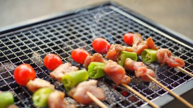 Kavurma üzerinde Closeup Barbekü.