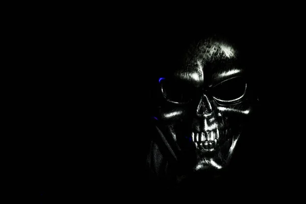 Gruseliger Totenkopf Auf Schwarzem Hintergrund Selektiver Fokus Gruselige Grunge Totenkopf Tapete Halloween Hintergrund Knochen Duster Stock Photo 311200054