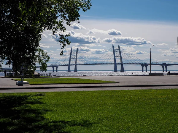 Vue Pont Haubans Saint Pétersbourg Depuis Île Vassilievski Paysage Urbain — Photo