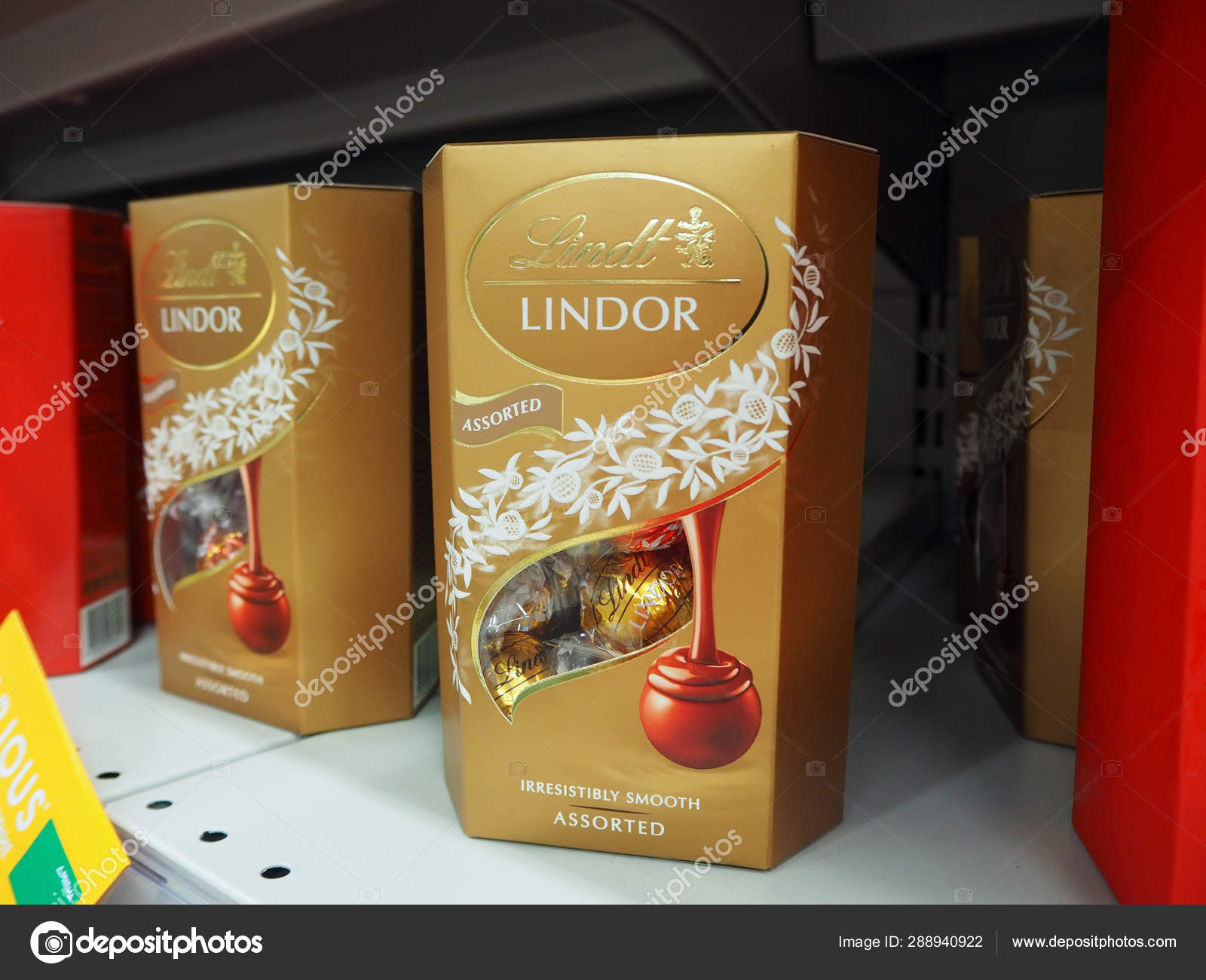 Lindt Chocolate Pictures Lindt Chocolate Stock Photos Images Depositphotos