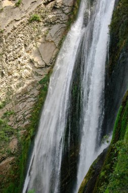 İtalya'nın en yüksek şelalelerinden biri, Tivoli şehrinde bulunan, Lazio, Roma