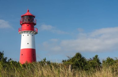 Falshoeft Deniz Feneri'nde Mavi Gökyüzü, Baltık Denizi, Schleswig-Holstein, Almanya