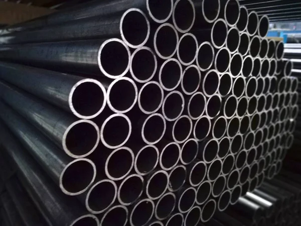 stokta çelik yuvarlak tüp paketi