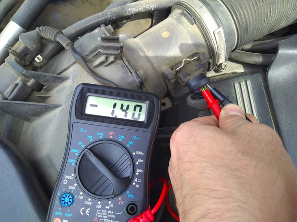 measurement of multimeters sensor car motor