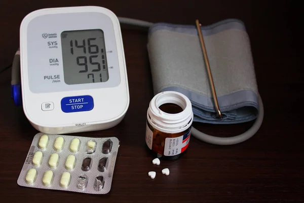 tonometre ve tabletlerde yüksek basınç değerleri