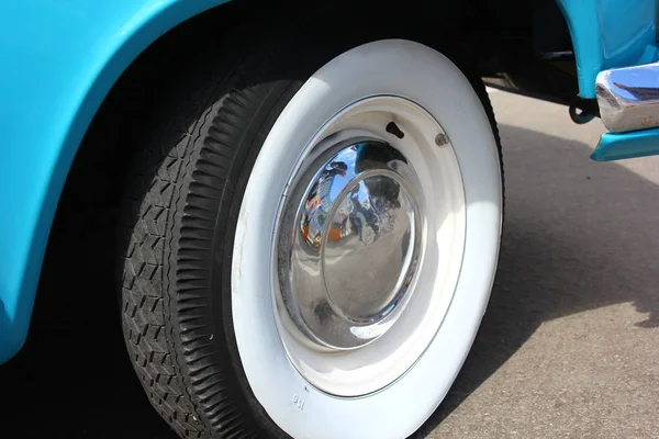 Rueda Con Borde Blanco Coche Época — Foto de Stock