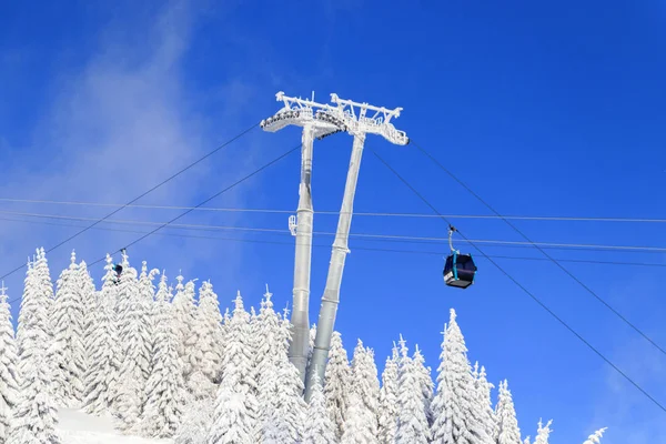 Winter view in the mountains — Stock Photo, Image