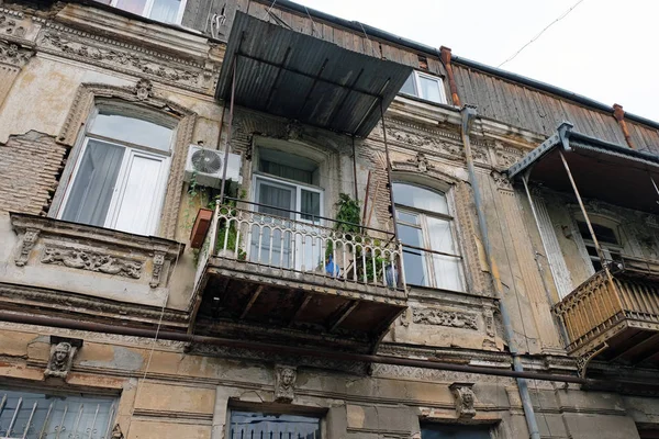 Antiguos Balcones Edificios Históricos Tiflis Vista Arquitectura Georgia Antes Reconstrucción —  Fotos de Stock