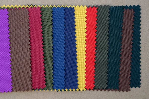 색깔의 직물의 표본이다 바느질 가방과 배낭을 만드는 — 스톡 사진