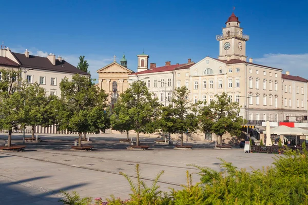 Polonia Malopolska Polonia Menor Gorlice Ayuntamiento Iluminado Por Sol Verano — Foto de Stock