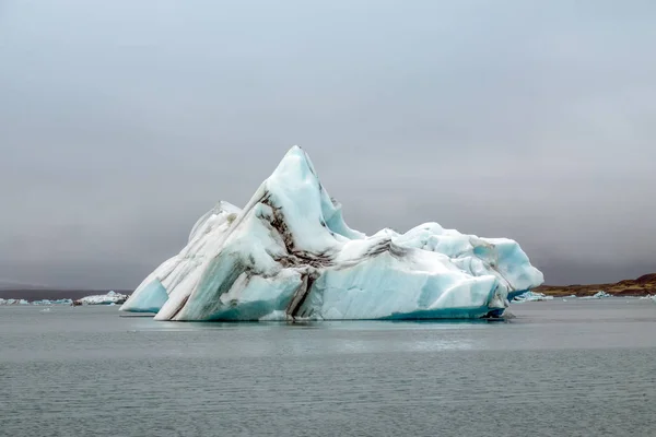 Iceberg Sulla Costa Orientale Dell Islanda — Foto Stock
