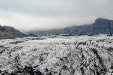 Bir buzul lisan Myrdalsjokull buzul Güney İzlanda'daki Solheimajokull olduğunu