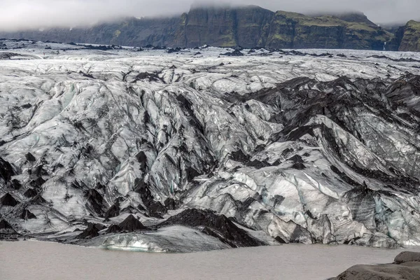 Solheimajokull 是冰岛南部米达尔斯冰原冰川的冰川 Tounge — 图库照片