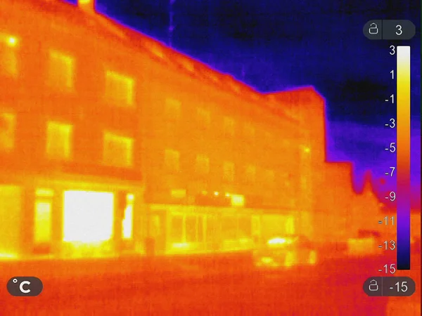 Θερμική Εικόνα Του Κτιρίου Χειμώνα — Φωτογραφία Αρχείου