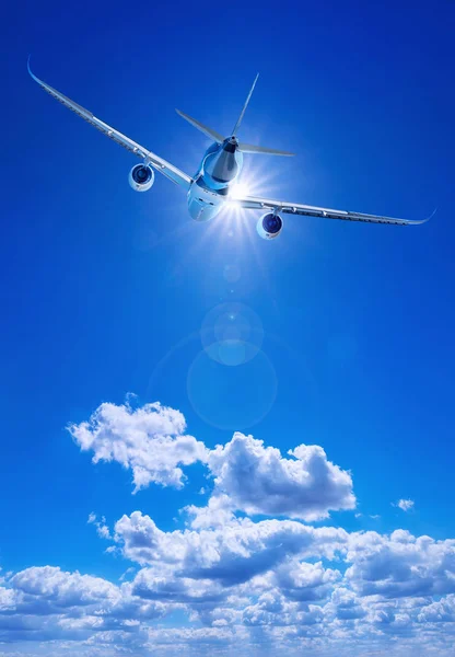 Avión Cielo Azul —  Fotos de Stock