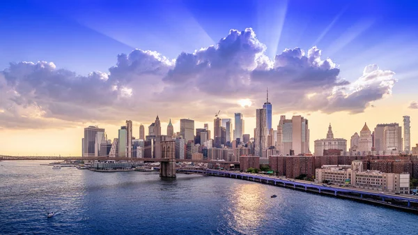 Panoramiczny Widok Manhattan Podczas Zachodu Słońca — Zdjęcie stockowe