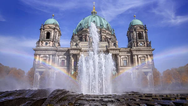 Famosa Cattedrale Berlino Con Fontana — Foto Stock