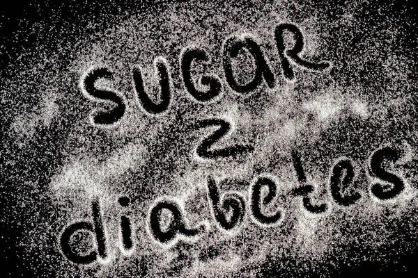 Wörter Zucker Diabetes Auf Streuung Von Zuckerkristallen Schwarzer Hintergrund — Stockfoto