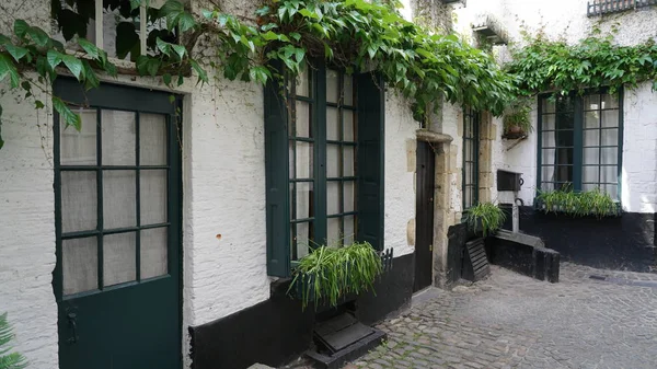 Haus Vlaeykensgang Einer Kleinen Gasse Der Nähe Des Rathauses Von — Stockfoto