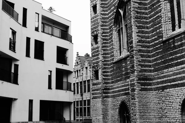 Alte Und Neue Architektur Antwerpen Belgien — Stockfoto