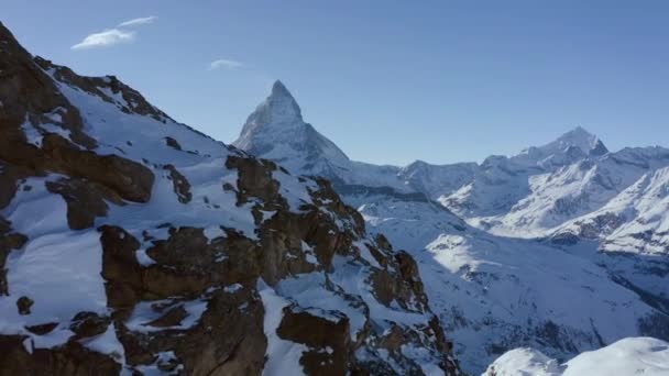 Vacker Vinter Antenn Flygning Över Bergskedjan Landskap Schweiziska Alperna Äventyrsvandring — Stockvideo