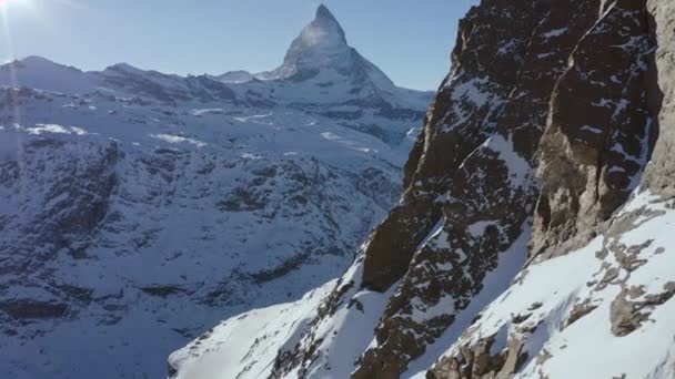 Belo Voo Aéreo Inverno Sobre Montanha Cadeia Paisagem Alpes Suíços — Vídeo de Stock