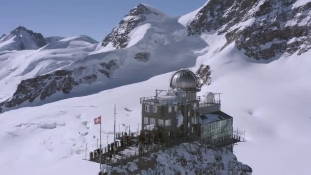 Vlieg Swiss Mountain Range Jungfraujoch Europese Winter Filmische Natuur Video — Stockvideo