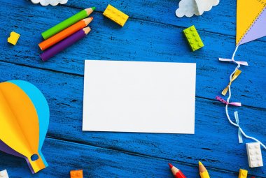 Renkli yaratıcı çocuk arka planı