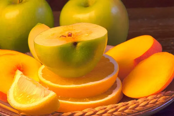 Frisches Obst Vitamine Auf Dem Tisch — Stockfoto
