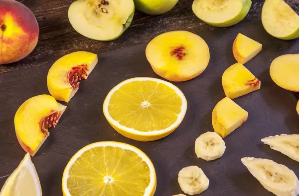 Frisches Obst Vitamine Auf Dem Tisch — Stockfoto