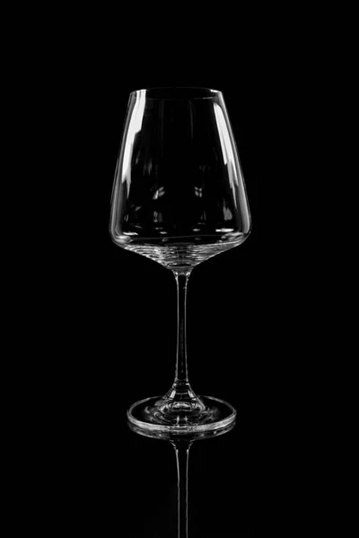 Bicchiere di vino su sfondo nero macro — Foto Stock
