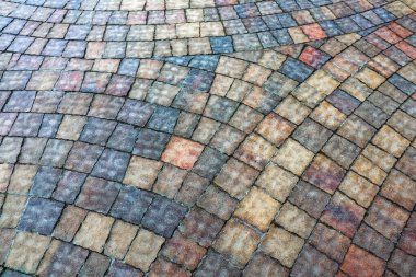 Duvarın duvarları kaldırım taşlarını yakın plan olarak kullanıyor.