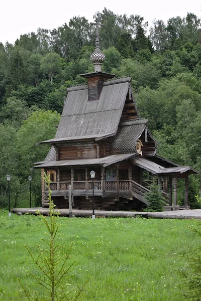 Houten Kerk Centraal Rusland — Stockfoto