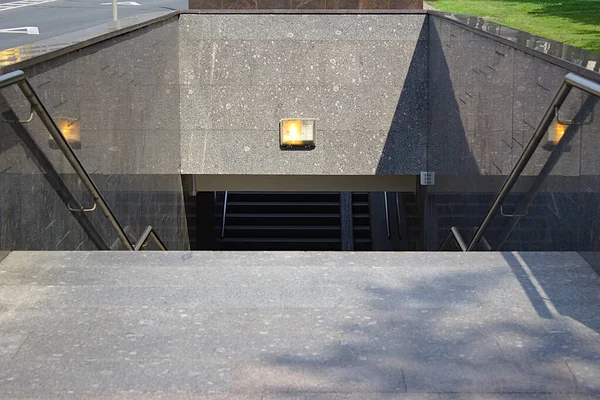 Eingang Zum Unterirdischen Gang Fertig Mit Granit — Stockfoto