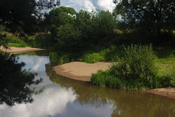 Bocht Van Rivier Met Kleine Zandstranden Aan Oevers — Stockfoto