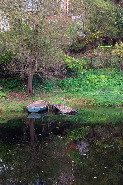 Boat Small Old Pier River — Stock Photo, Image