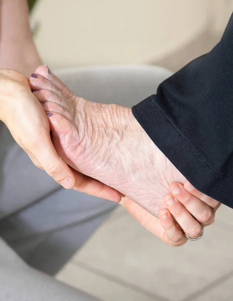 Close Female Hand Doing Foot Massage — Stock Photo, Image