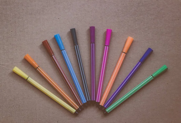 Разноцветные Ручки Войлочными Кончиками Обычном Фоне — стоковое фото