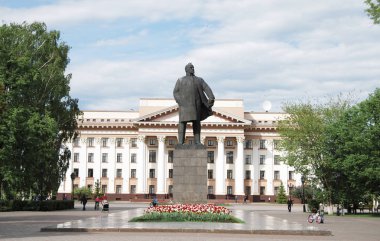 Lenin Anıtı, Tyumen merkez meydanı, Rusya, Mayıs 2018